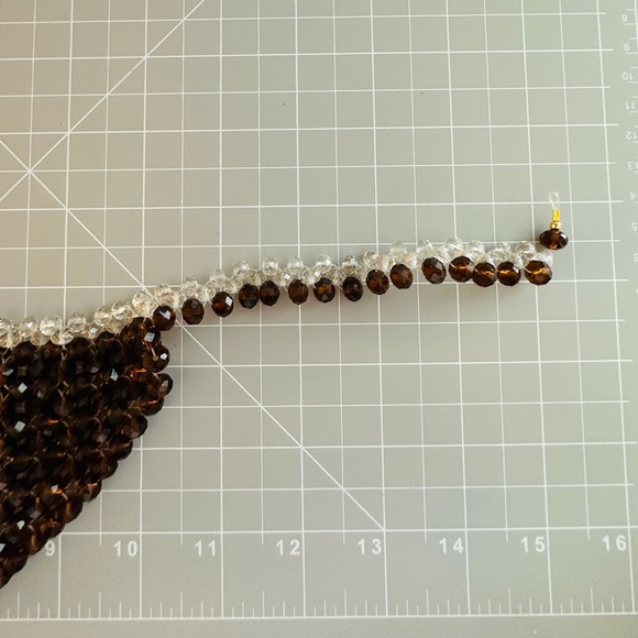 Beautiful Topaz Bead Statement Demi Necklace Set - Picture 11 of 17